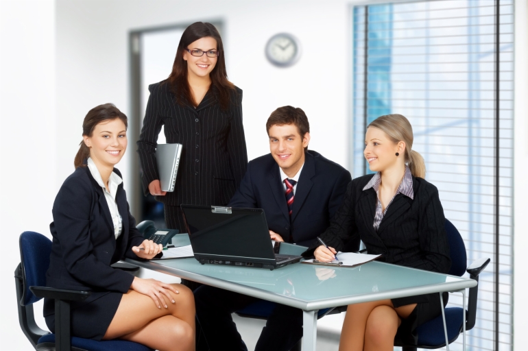 Nhân viên kinh doanh bất động sản